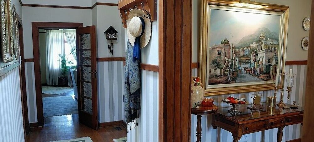 Фото Ikhanda Guesthouse