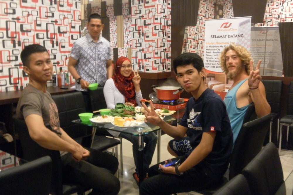 Фото Harmoni Inn Pelabuhan Makassar