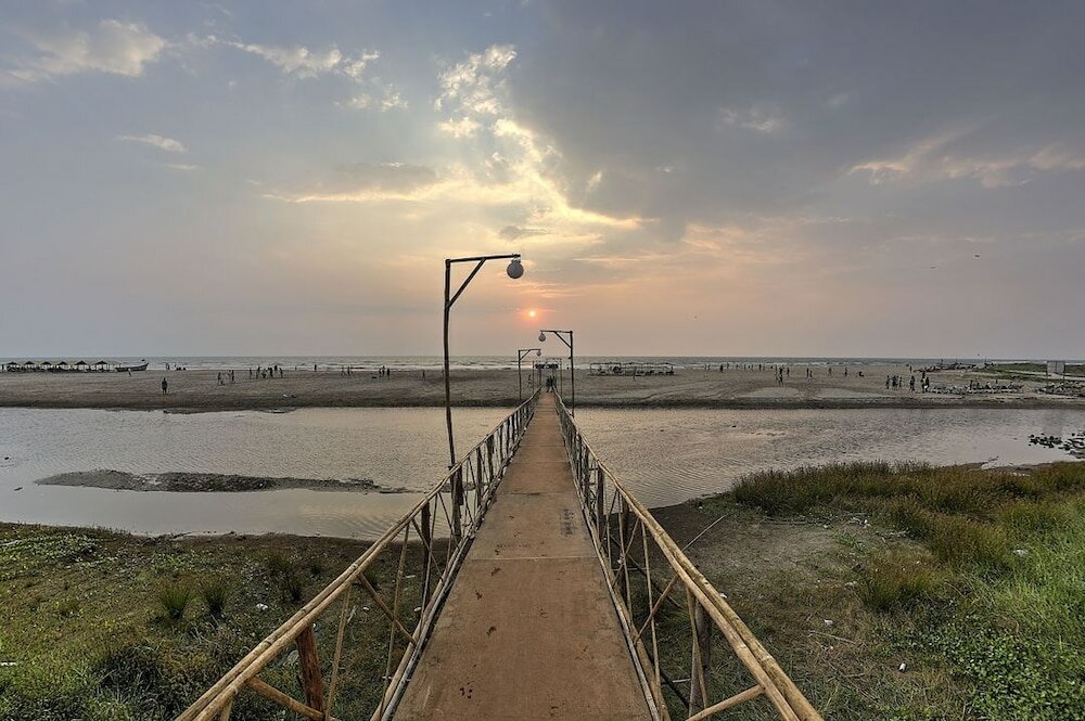 Фото Beach Street Resort