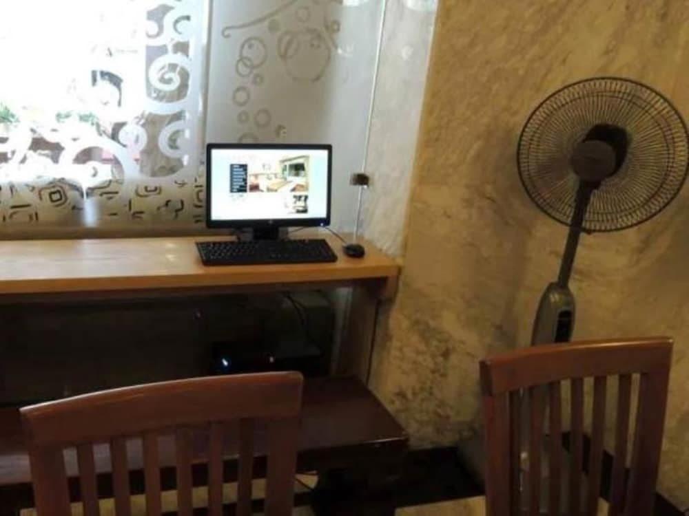 Фото A25 Hotel - 221 Bach Mai