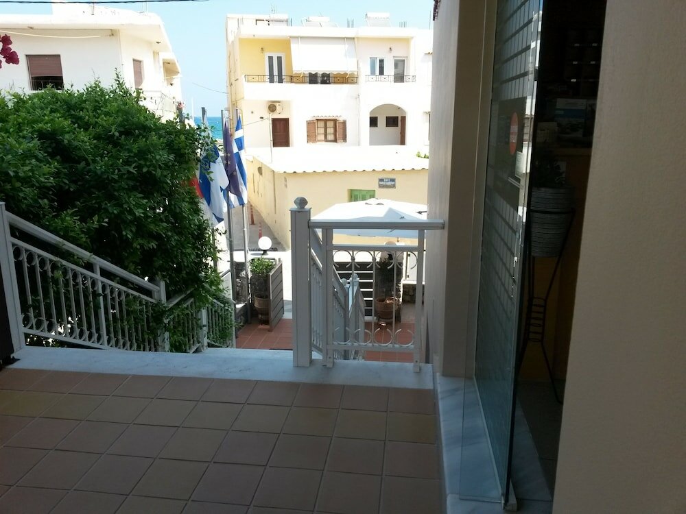 Фото Zannis Hotel