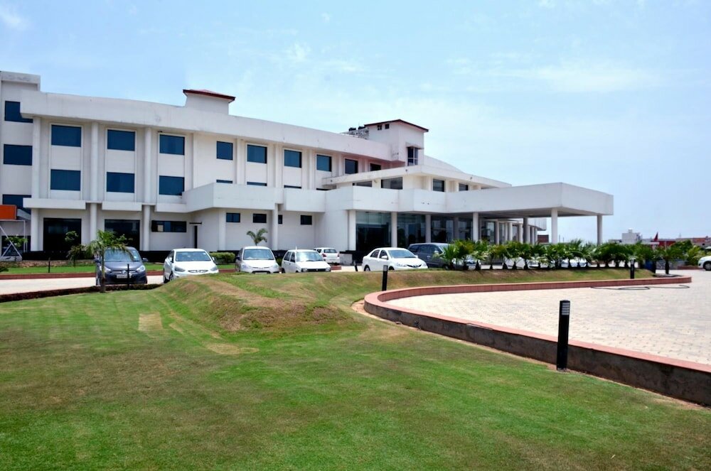 Фото отеля 2