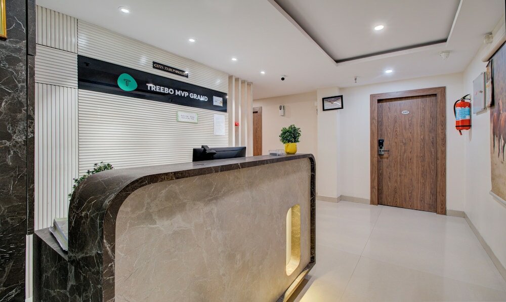 Фото Treebo Trend Mvp Grand