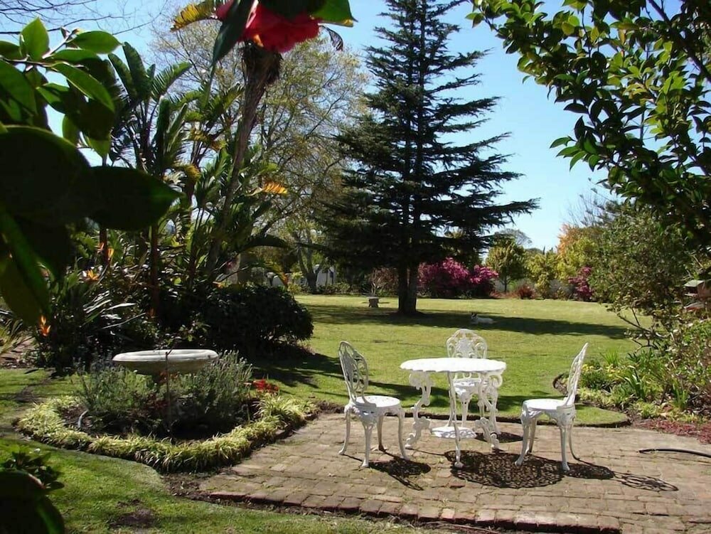 Фото The Garden Villa Guesthouse