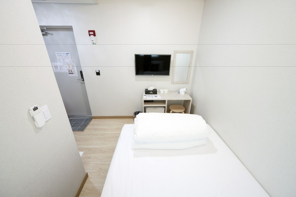 Фото K-Guesthouse Premium Nampo 1