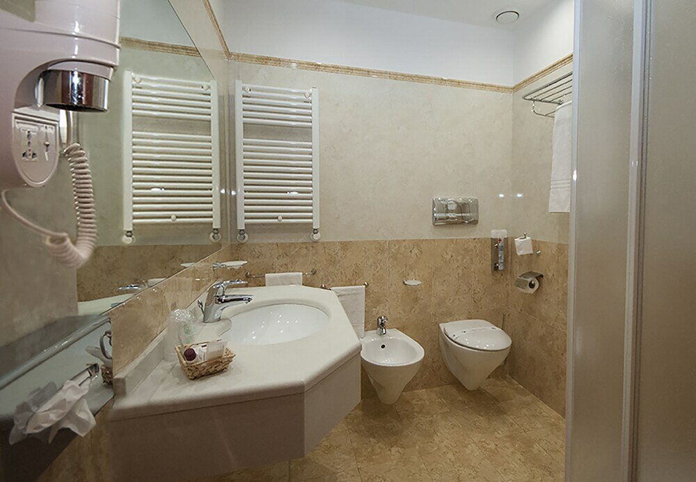 Фото Brindor Hotel