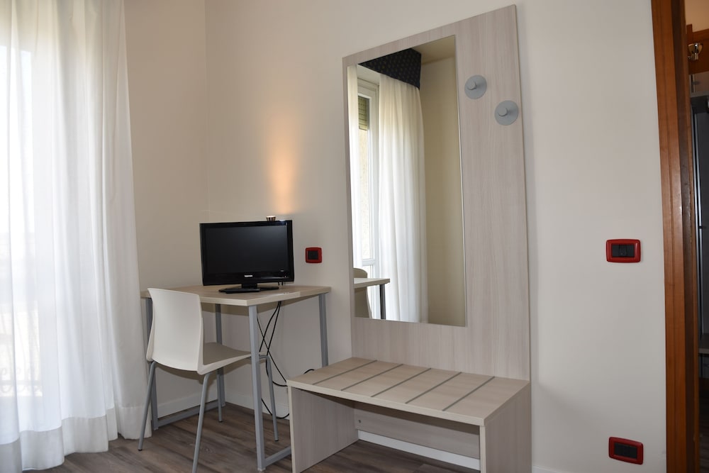 Фото Hotel Fiesta