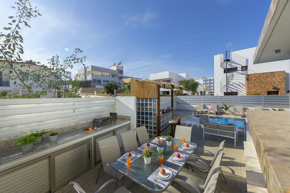 Фото Вилла Seafront Protaras Luxury Resort