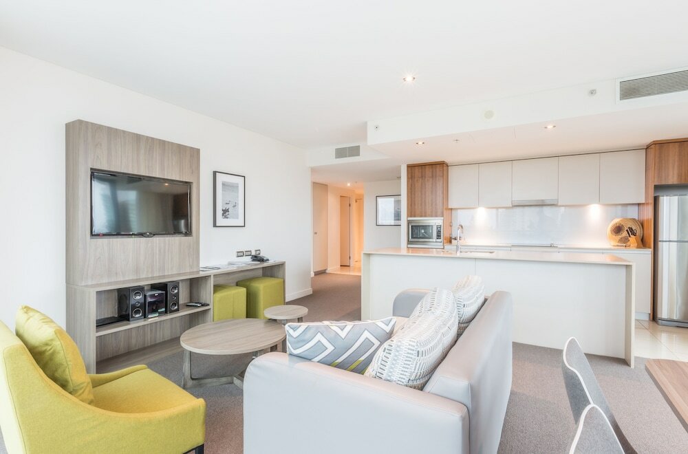 Фото Wyndham Hotel Surfers Paradise