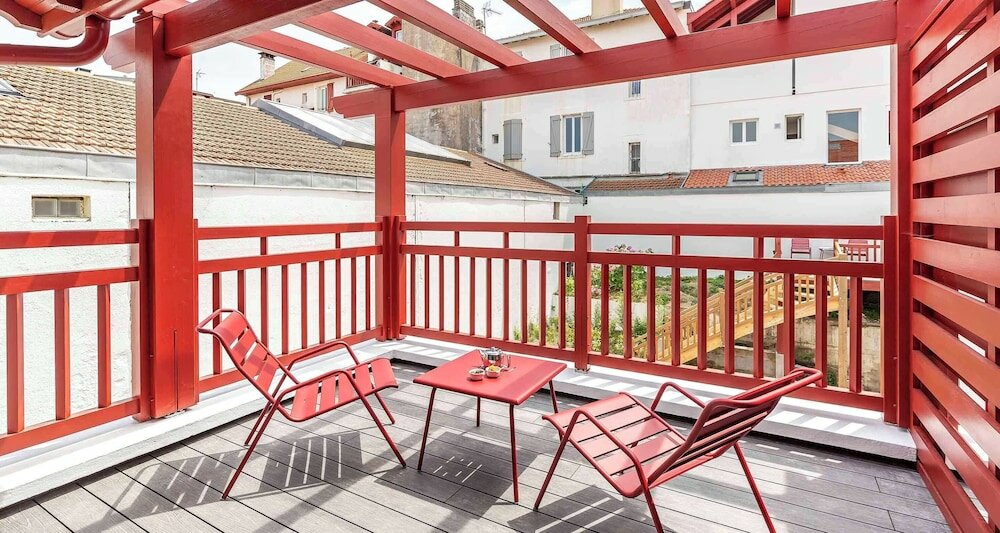 Фото Hotel Kemaris