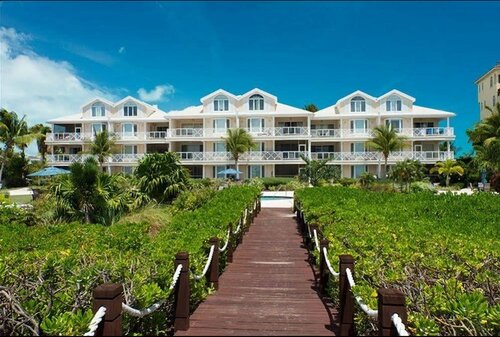 Гостиница Grandview on Grace Bay на Тёрксе и Кайкосе