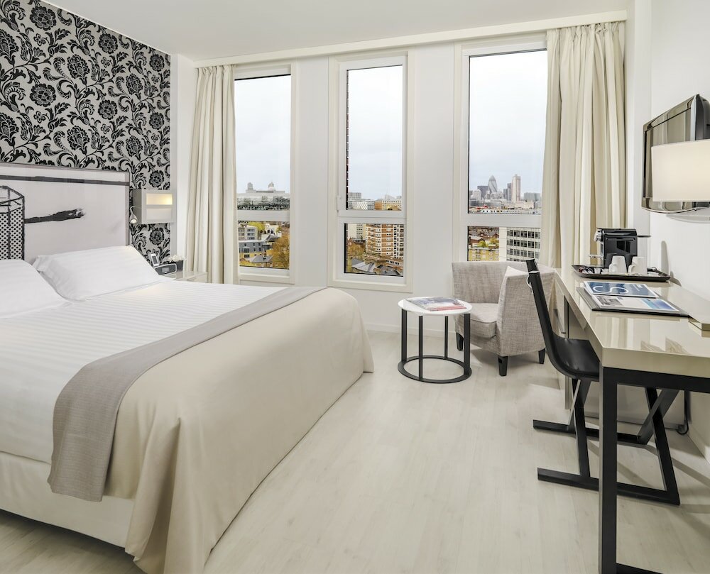 Фото H10 London Waterloo