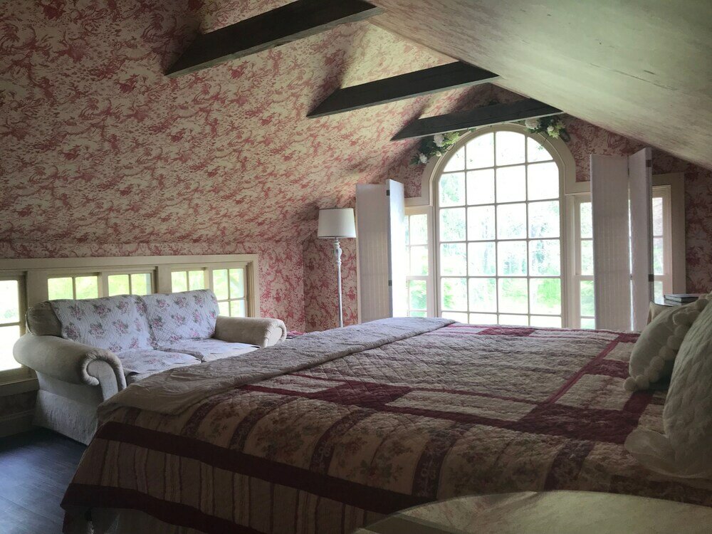 Фото Wild Wisteria