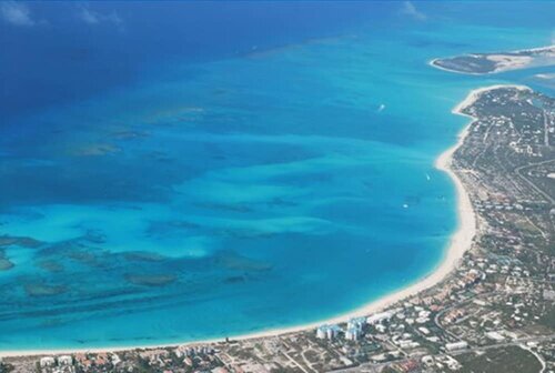 Гостиница Grandview on Grace Bay на Тёрксе и Кайкосе