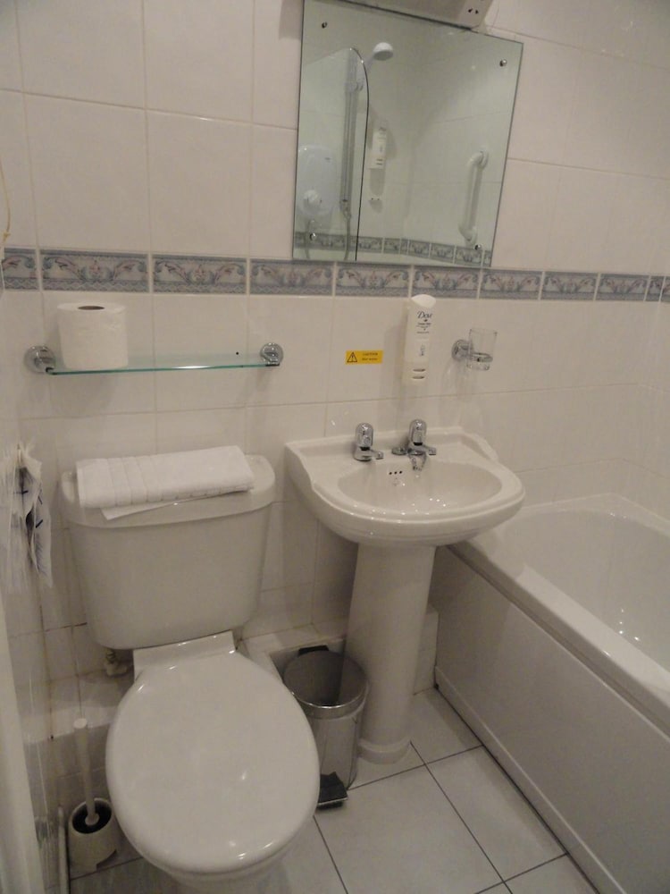 Фото Chester Court Hotel