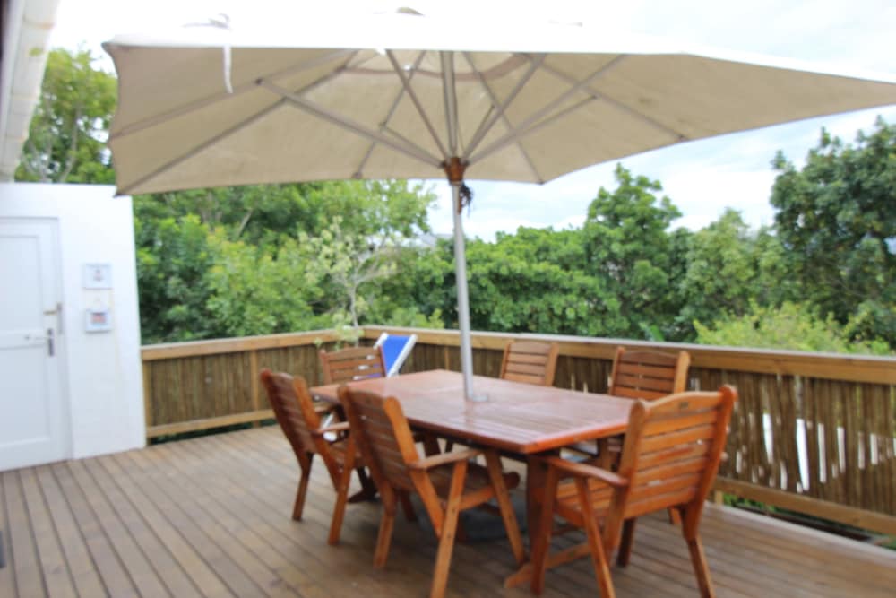 Фото La Boheme Bed and Breakfast