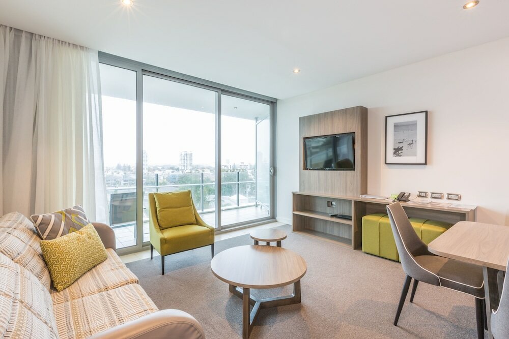 Фото Wyndham Hotel Surfers Paradise