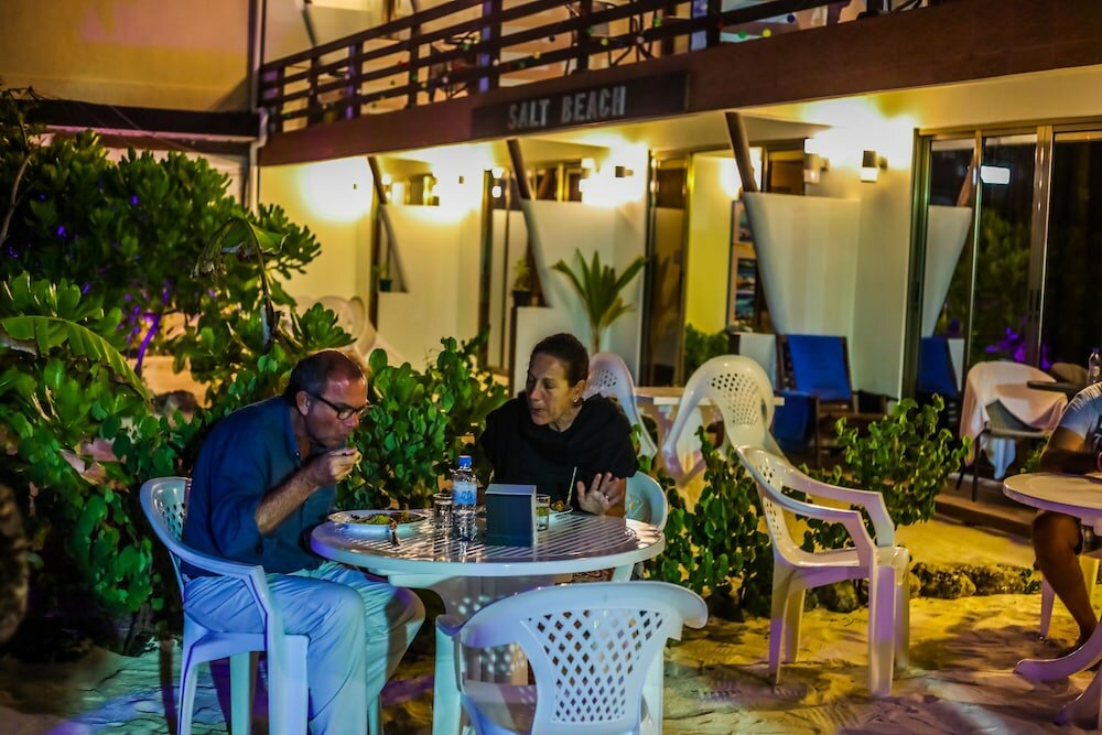 Фото Отель Salt Beach