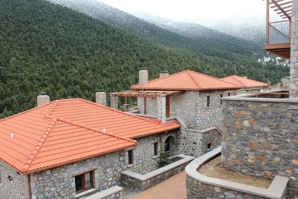 Фото Nefeles Mainalon Luxury Residences & Lounge