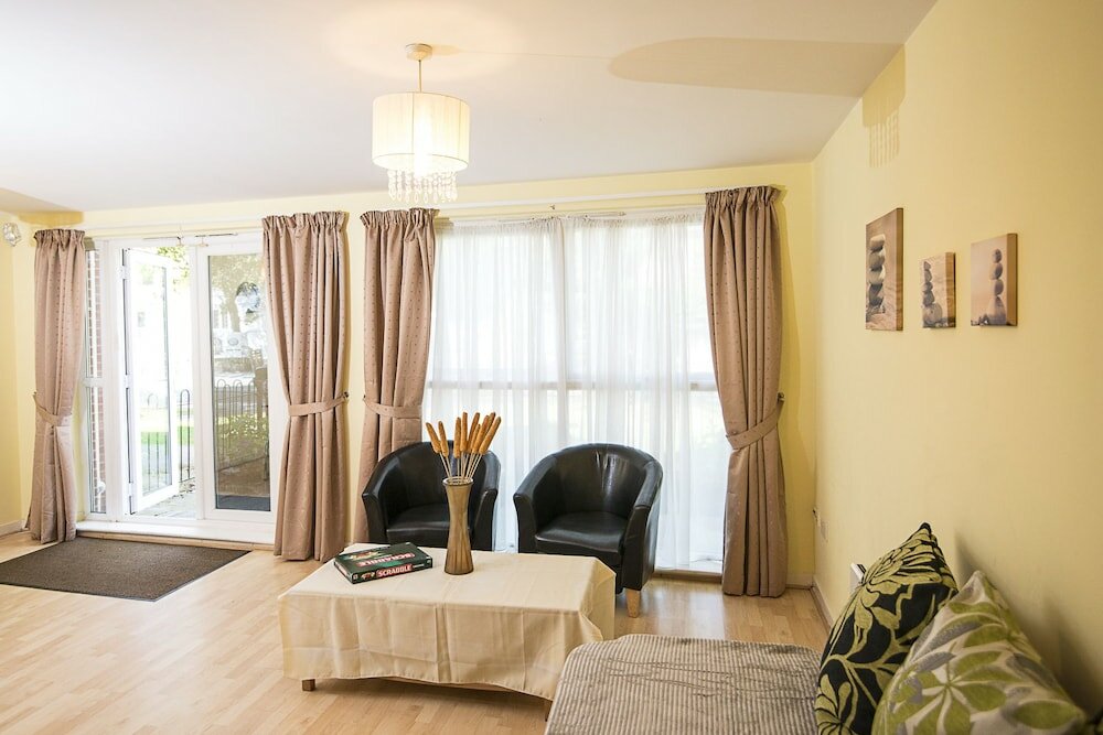 Фото Park Hall Suites