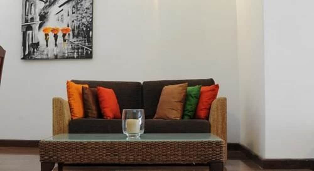 Фото Villa Colombo 7