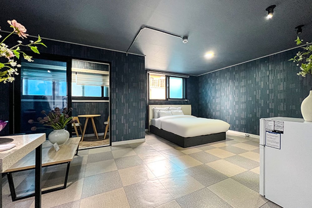 Фото Malu Hotel Suwon