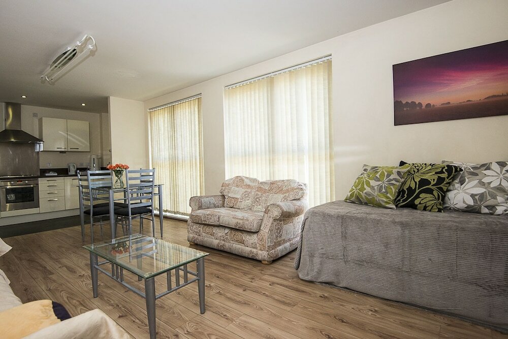 Фото Park Hall Suites