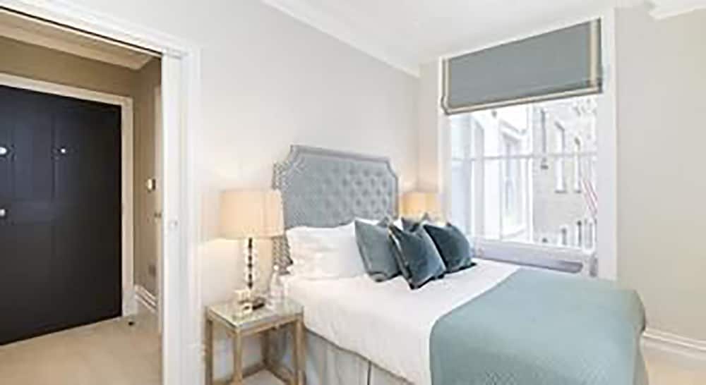 Фото The Kensington Residencies