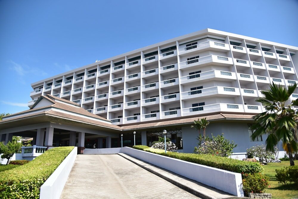 Фото BP Samila Beach Hotel & Resort