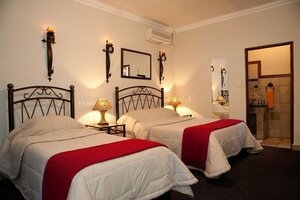 Гостиница Rise and Shine Lodge