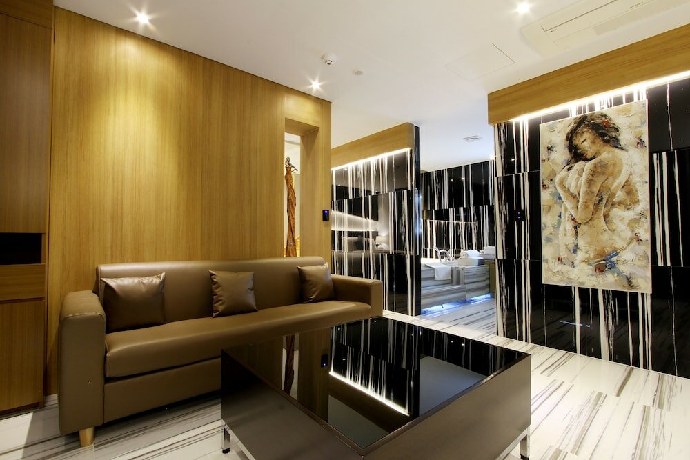 Фото Royal Prime Hotel