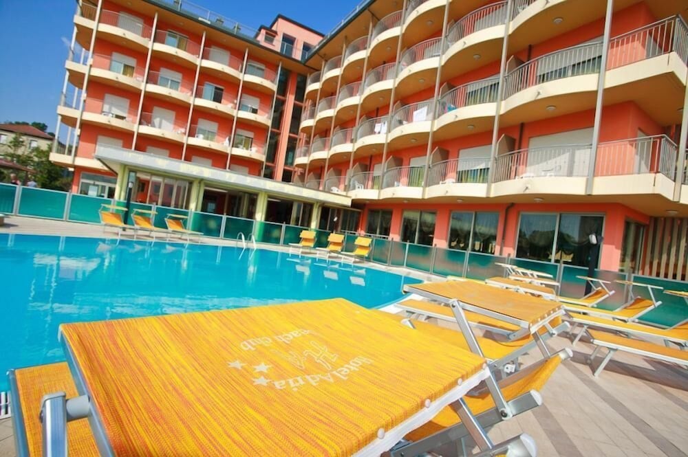Фото Hotel Adria Beach Club