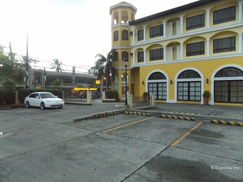 Гостиница Planta Centro Bacolod Hotel & Residences в Баколоде