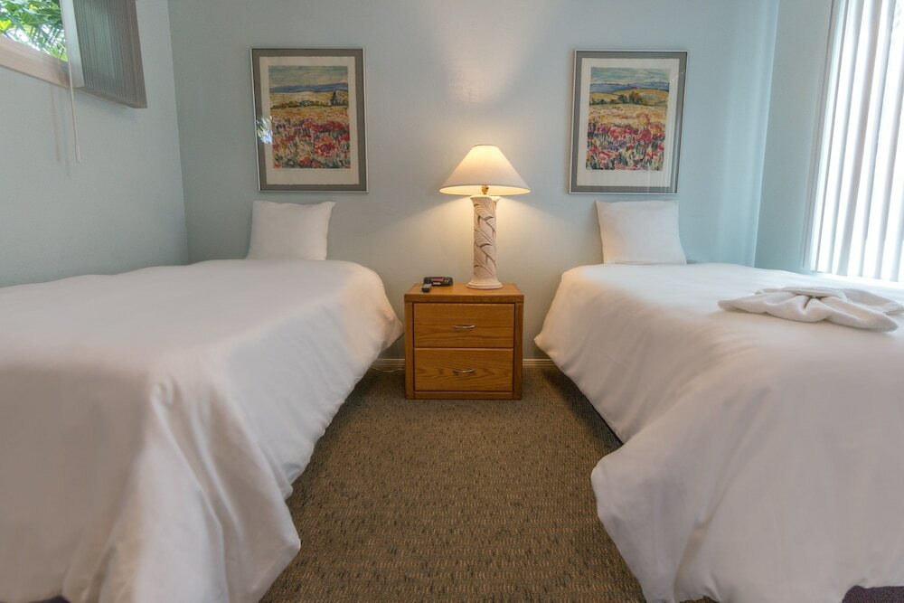 Фото Wave Crest Resort