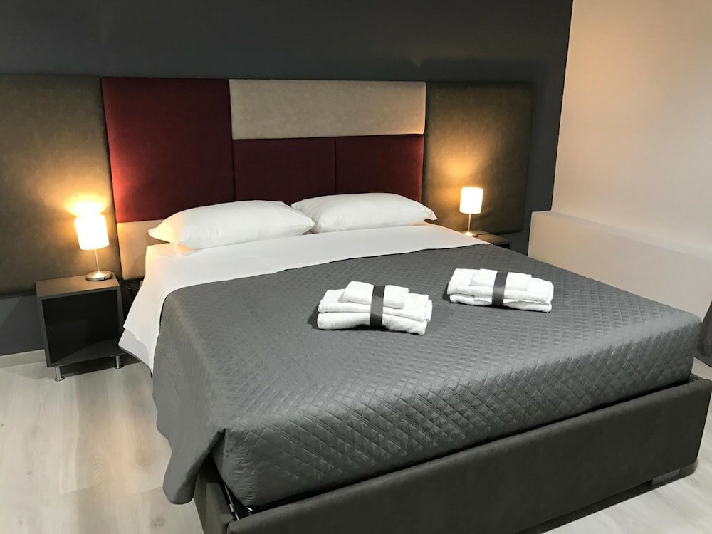 Фото Sensation House