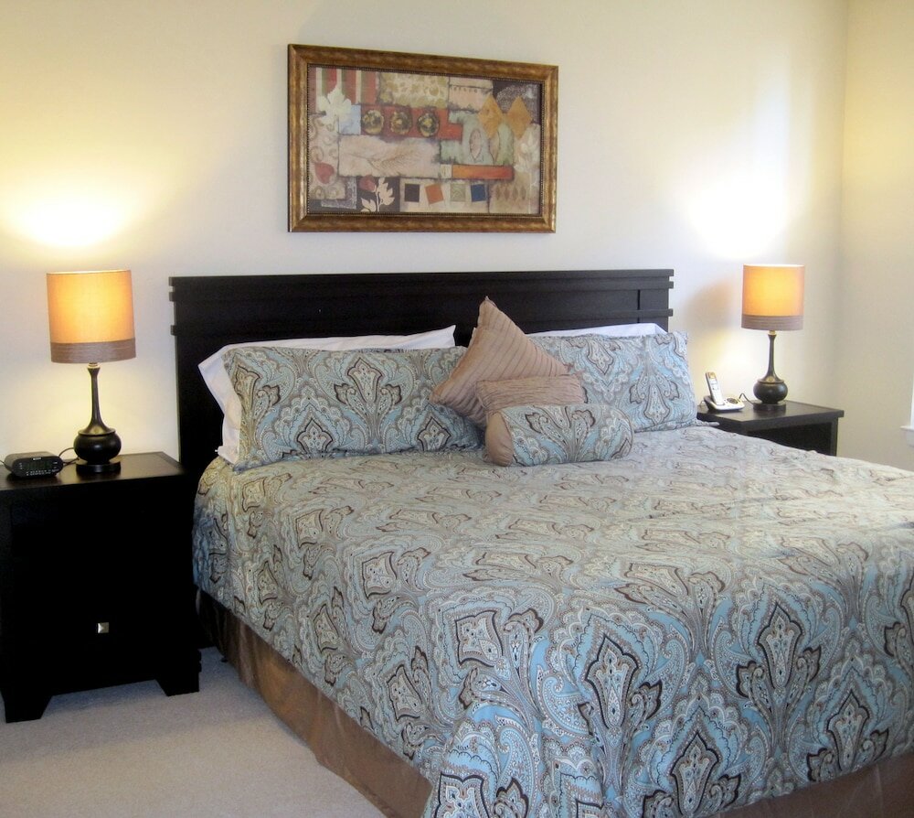 Фото Instrata by Executive Apartments