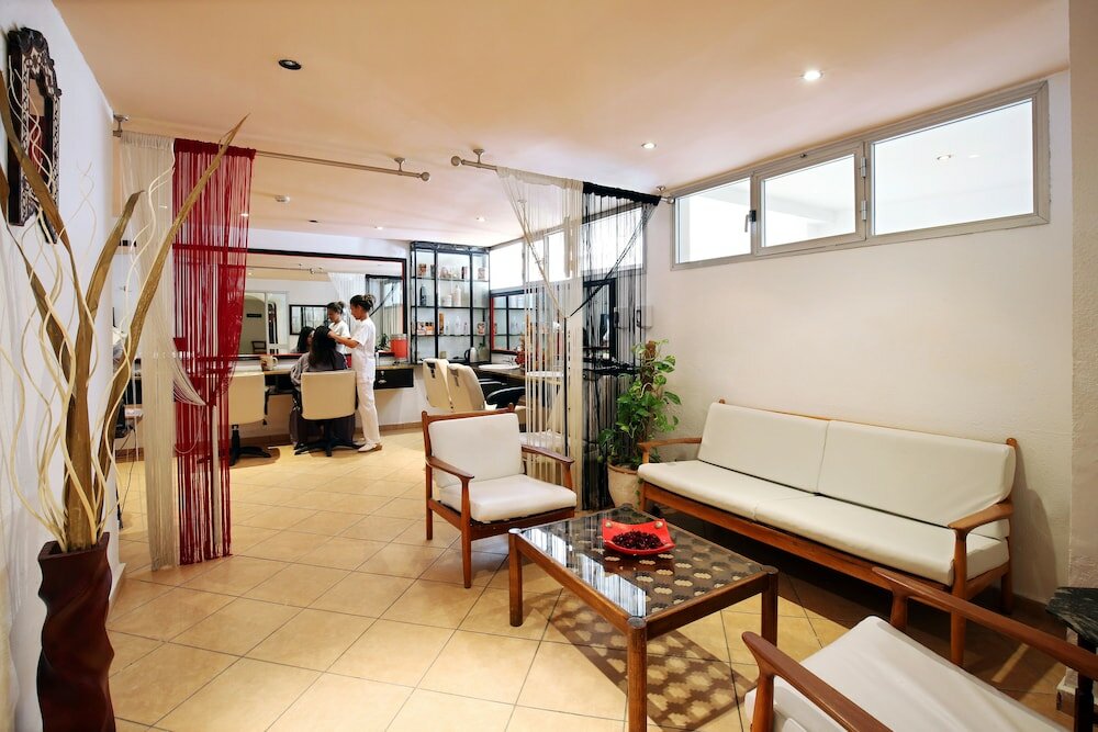 Фото Anezi Tower Hotel