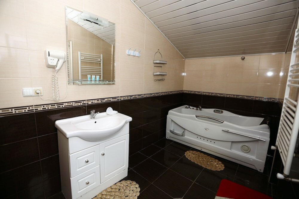 Фото Hotel Isaka