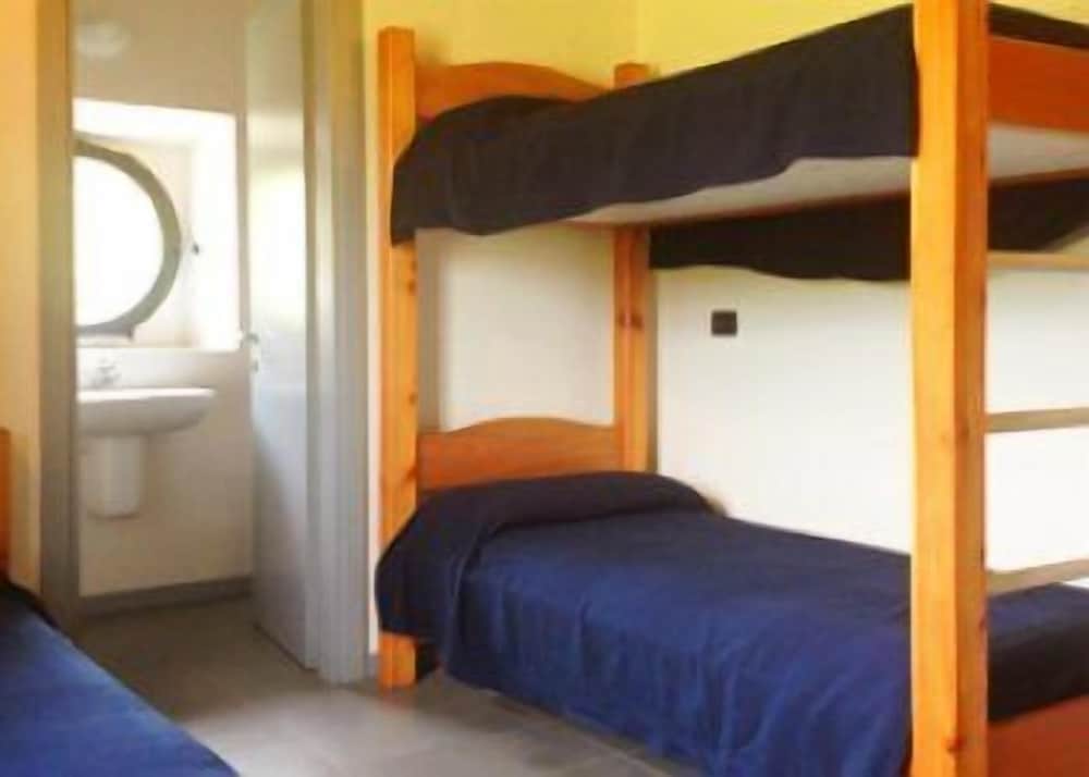 Фото Ostello Costa Alta