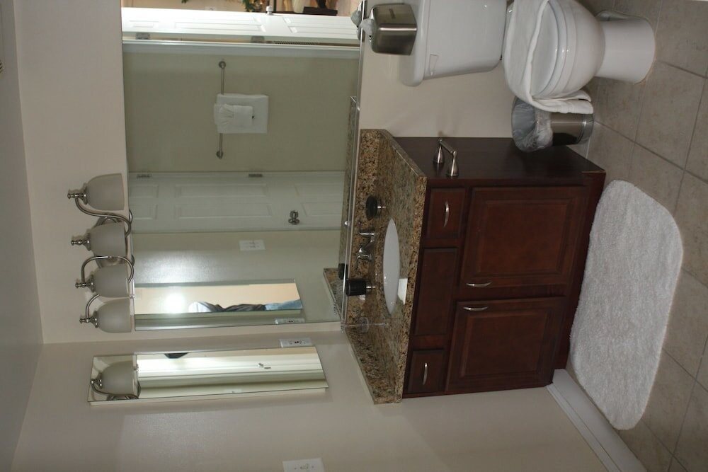 Фото Instrata by Executive Apartments