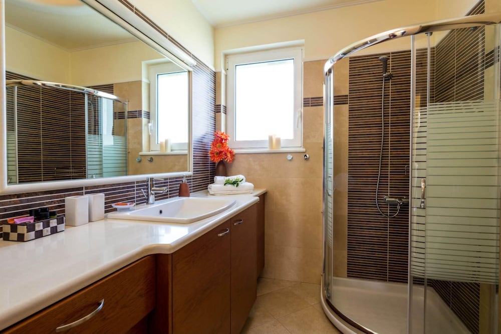 Фото Villa Dimokratia