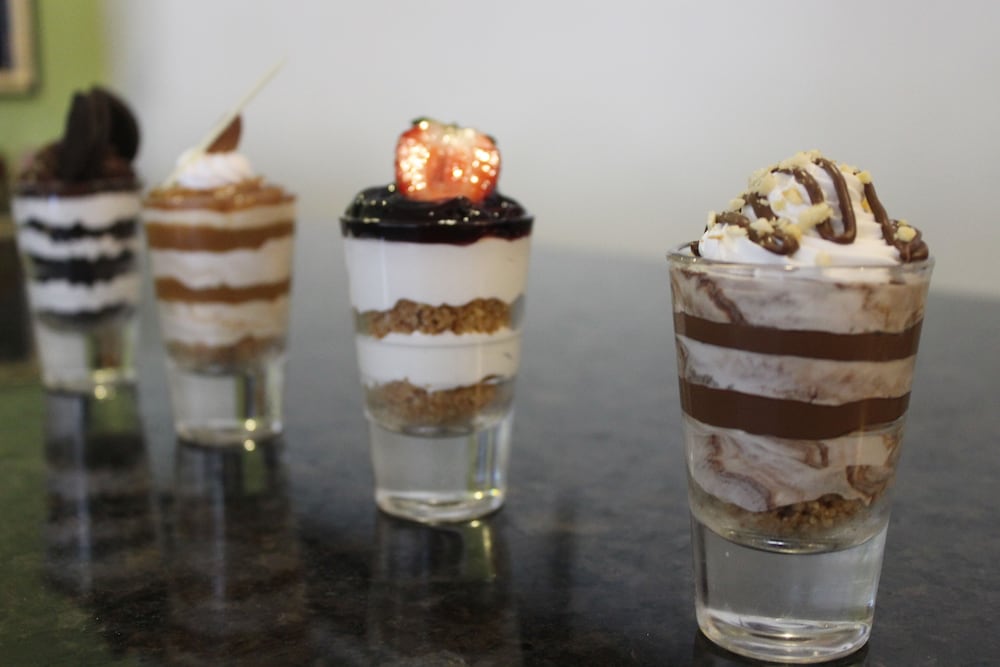 Фото Meneur Hotel