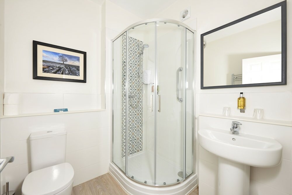 Фото Newfield Hall