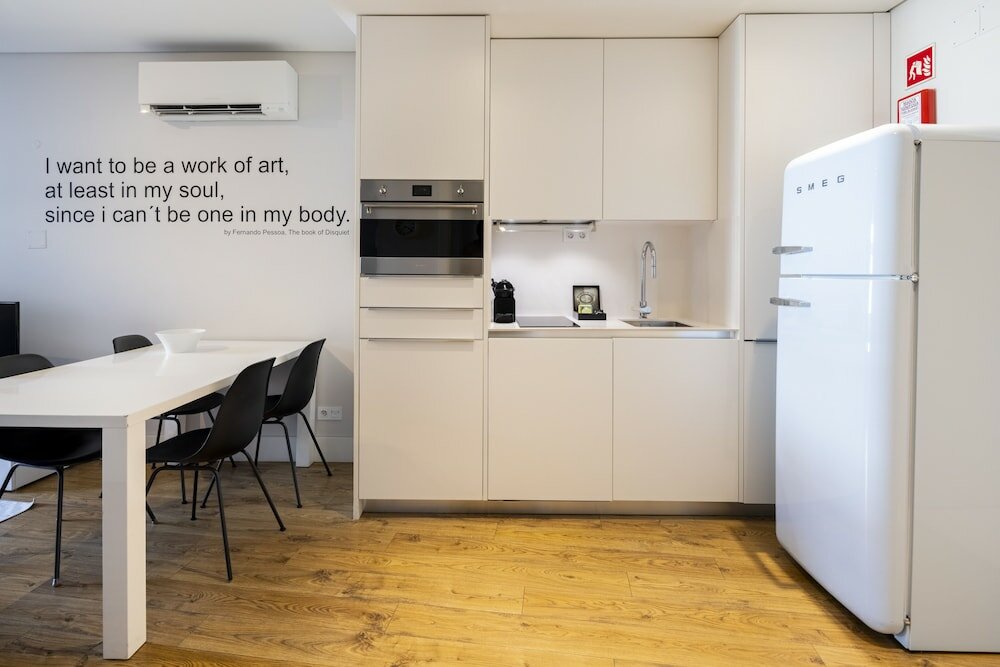 Фото Lisbon Best Apartments, площадь Шьяду