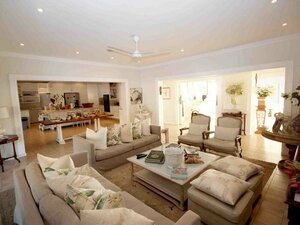 Гостиница Fairlight Beach House