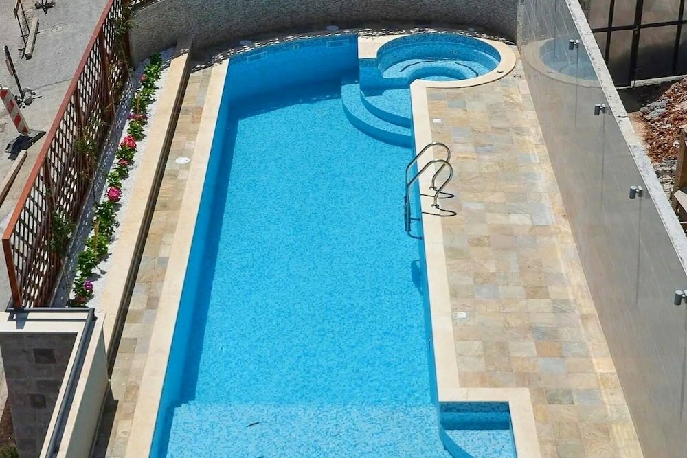 Фото Hotel Atina