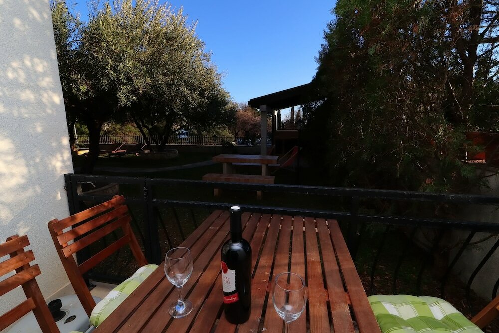 Фото Apartments Trstenica