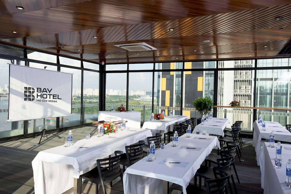 Фото Bay Hotel Ho Chi Minh