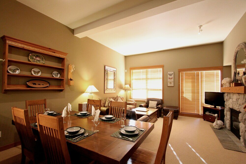 Фото Signature Condos by Whistler Retreats