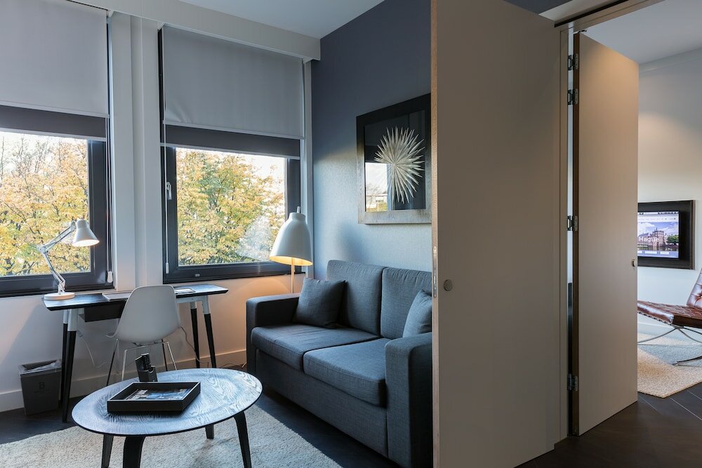 Фото B-aparthotel Kennedy